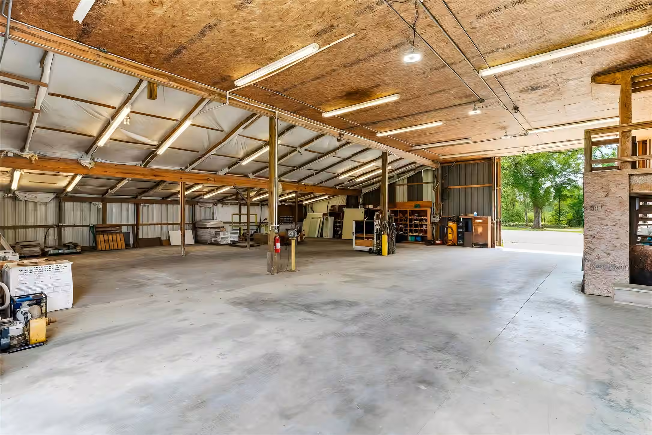Photo 7 of 4239 County Road 348, Brazoria, TX