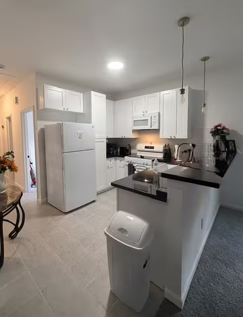 Photo 3 of 408 Miriam Avenue, Baytown, TX