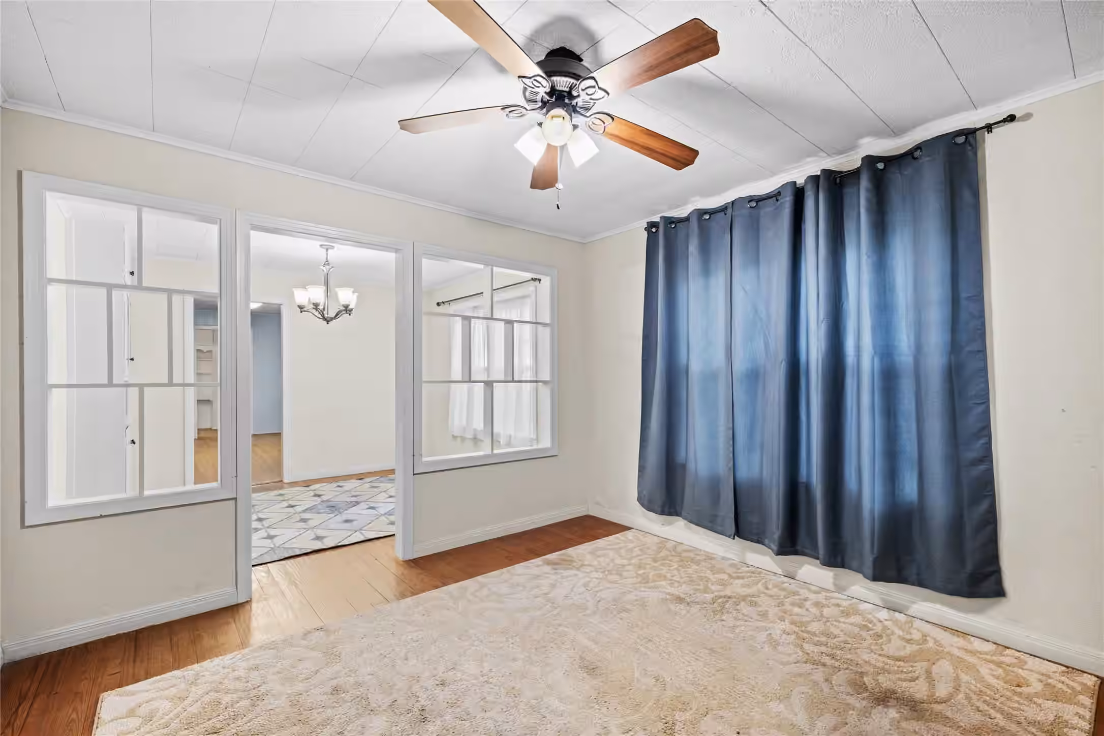 Photo 6 of 405 N College Street, Weimar, TX
