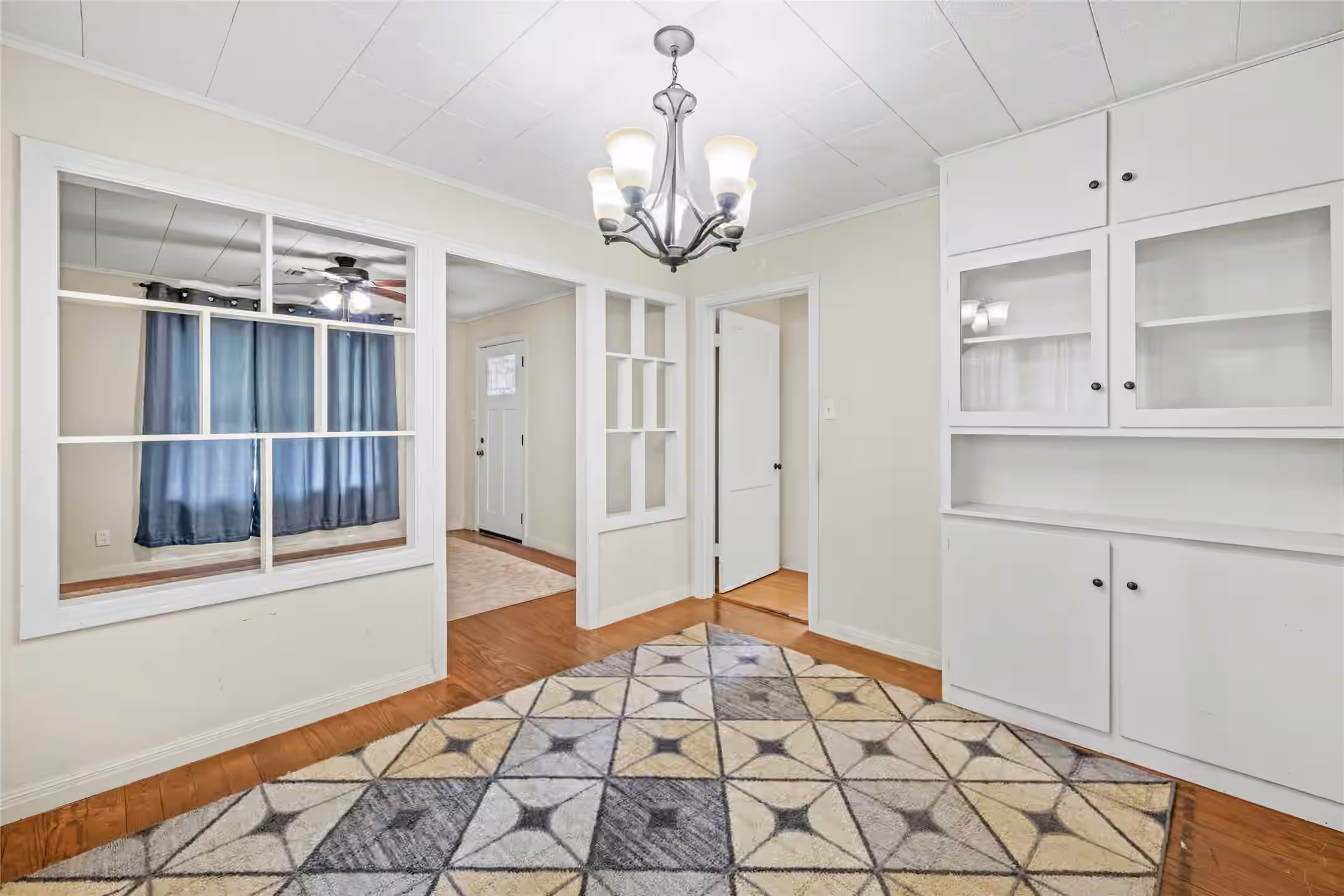 Photo 7 of 405 N College Street, Weimar, TX
