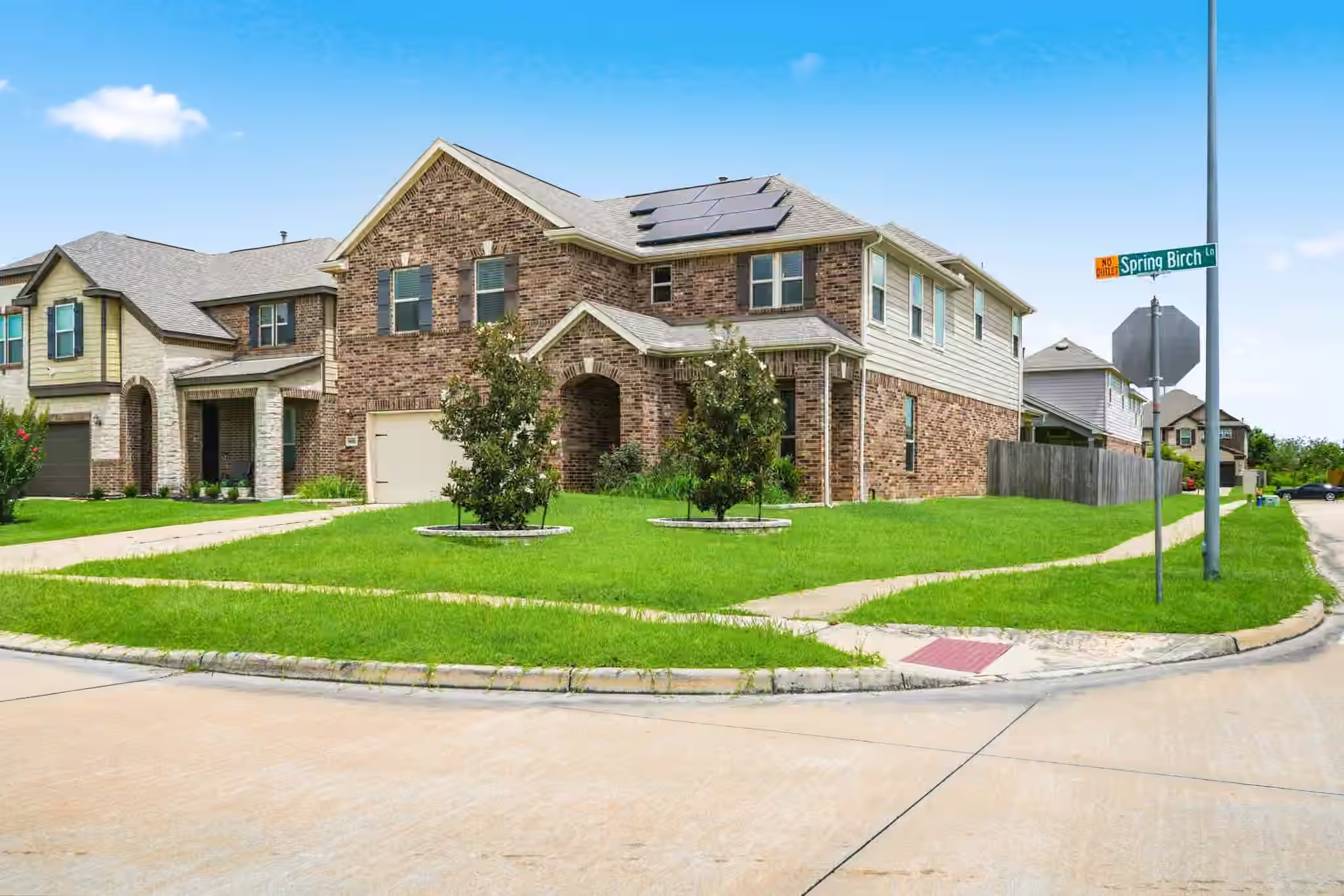 Photo 2 of 14201 Spring Birch Lane, Pearland, TX