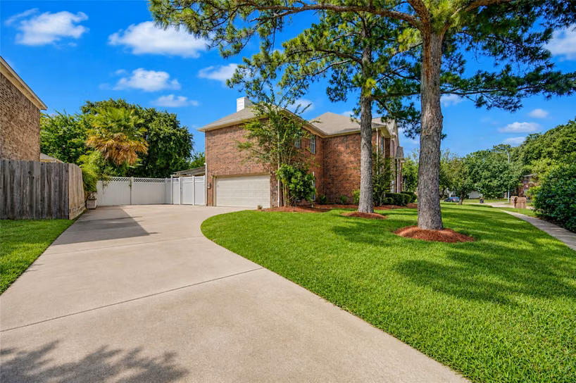 Photo 5 of 19722 Creekshore Drive, Katy, TX