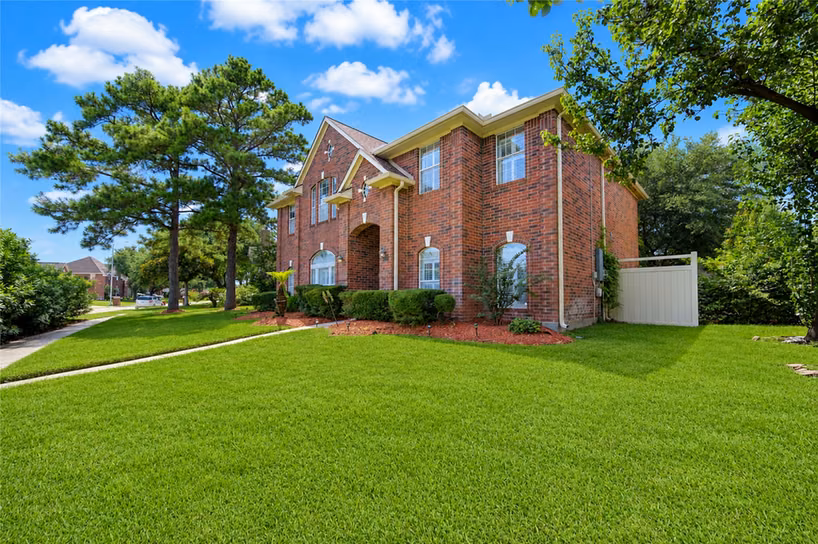 Photo 7 of 19722 Creekshore Drive, Katy, TX