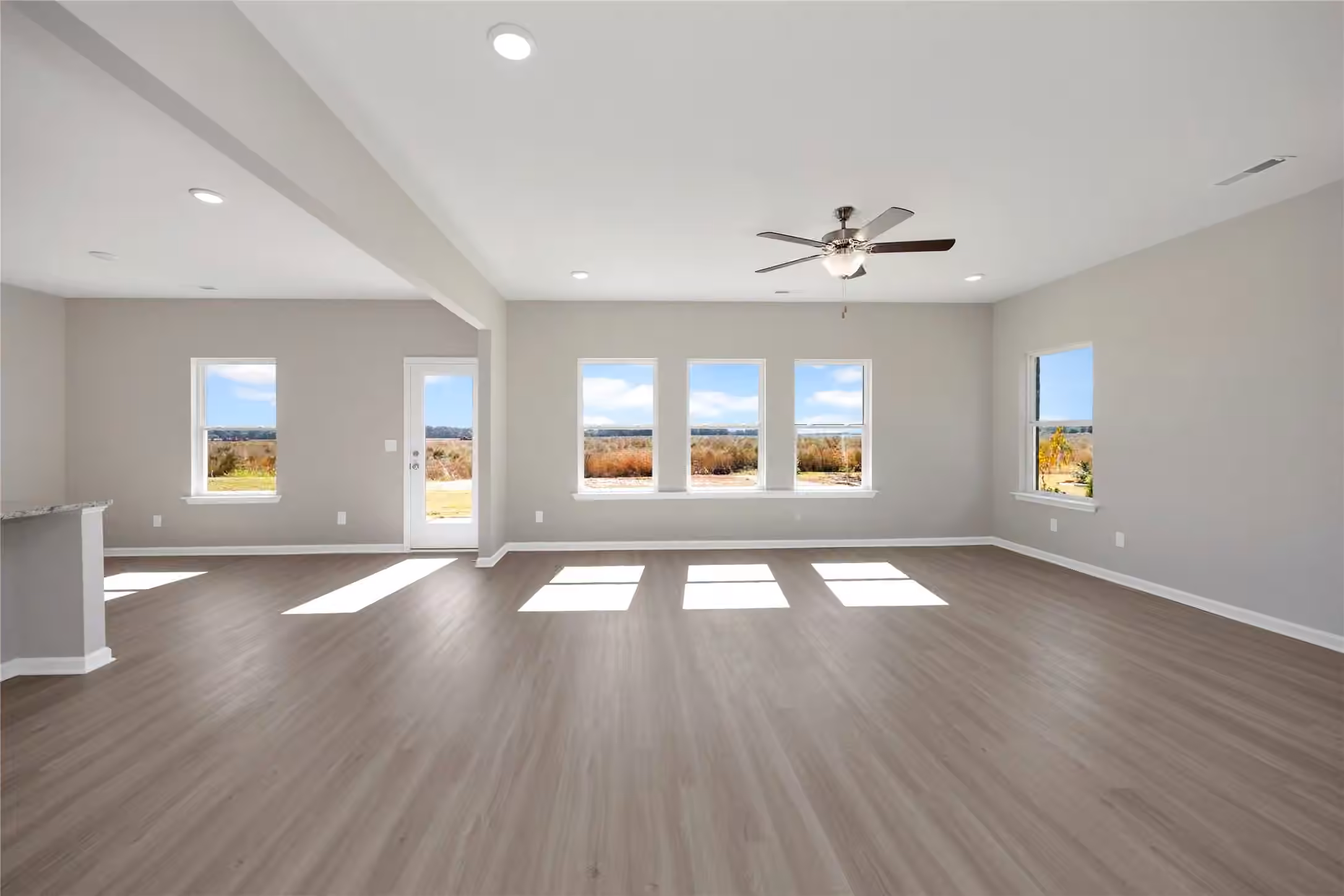 Photo 5 of 13302 Hayden Peak Drive, Iowa Colony, TX