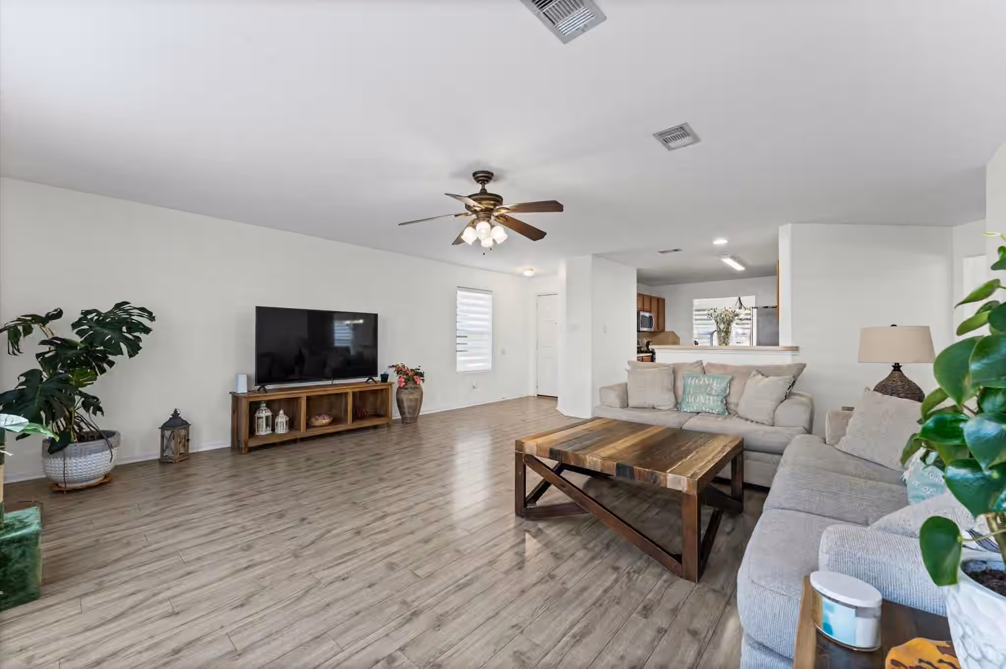 Photo 5 of 3538 Clipper Winds Way, Houston, TX