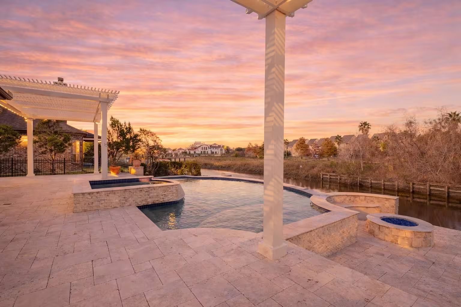 Photo 5 of 846 Coastal Court, League City, TX