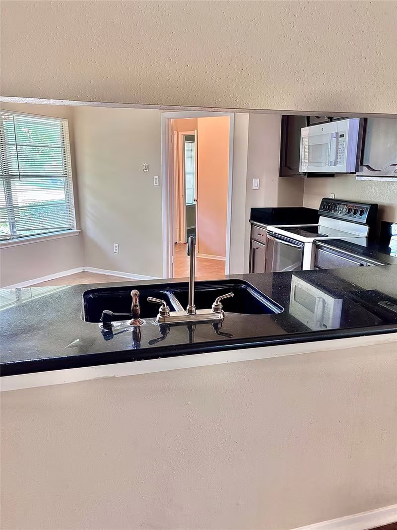 Photo 7 of 6234 Brookgate Drive, Spring, TX
