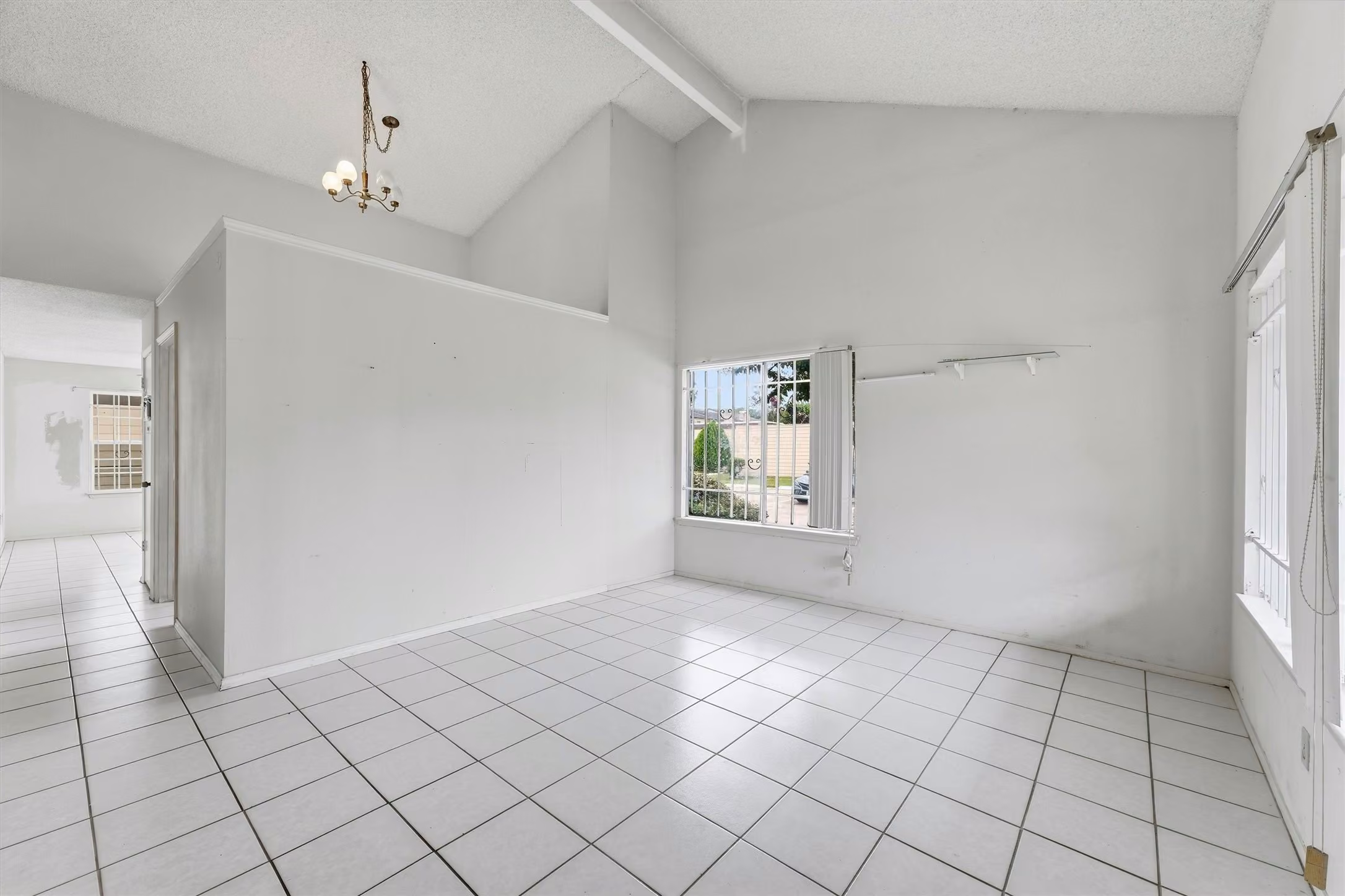 Photo 7 of 10331 Huntington Place Drive 331, Houston, TX