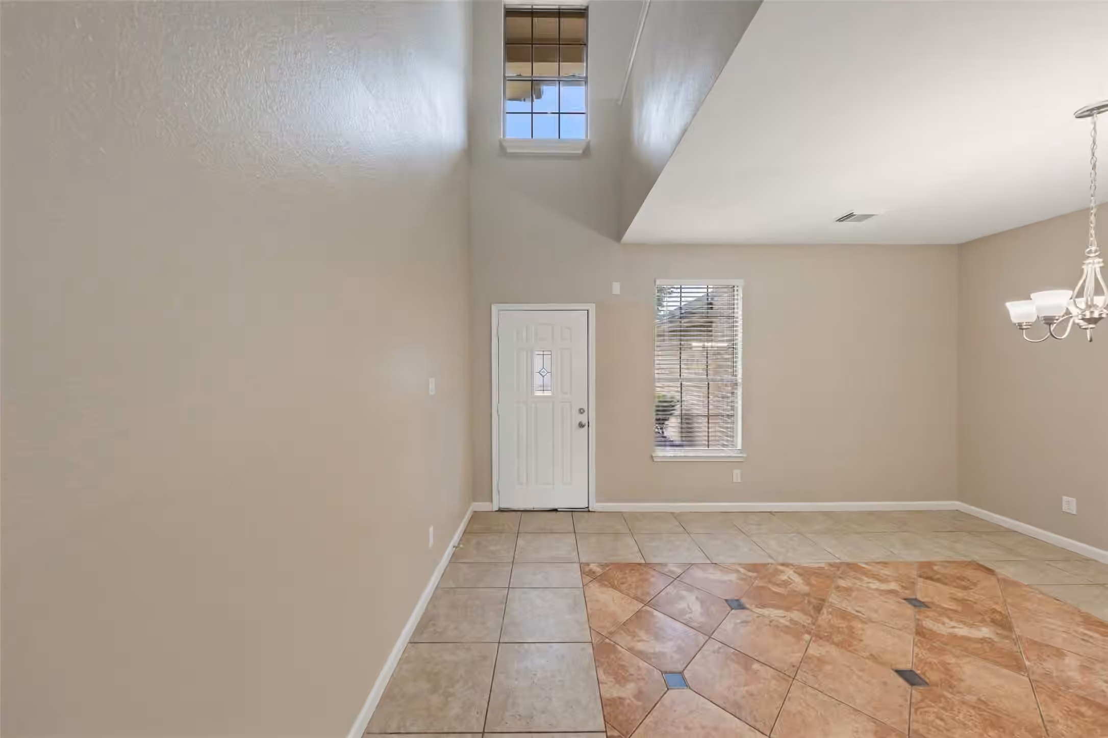 Photo 5 of 16306 Autumn Leigh Drive, Houston, TX