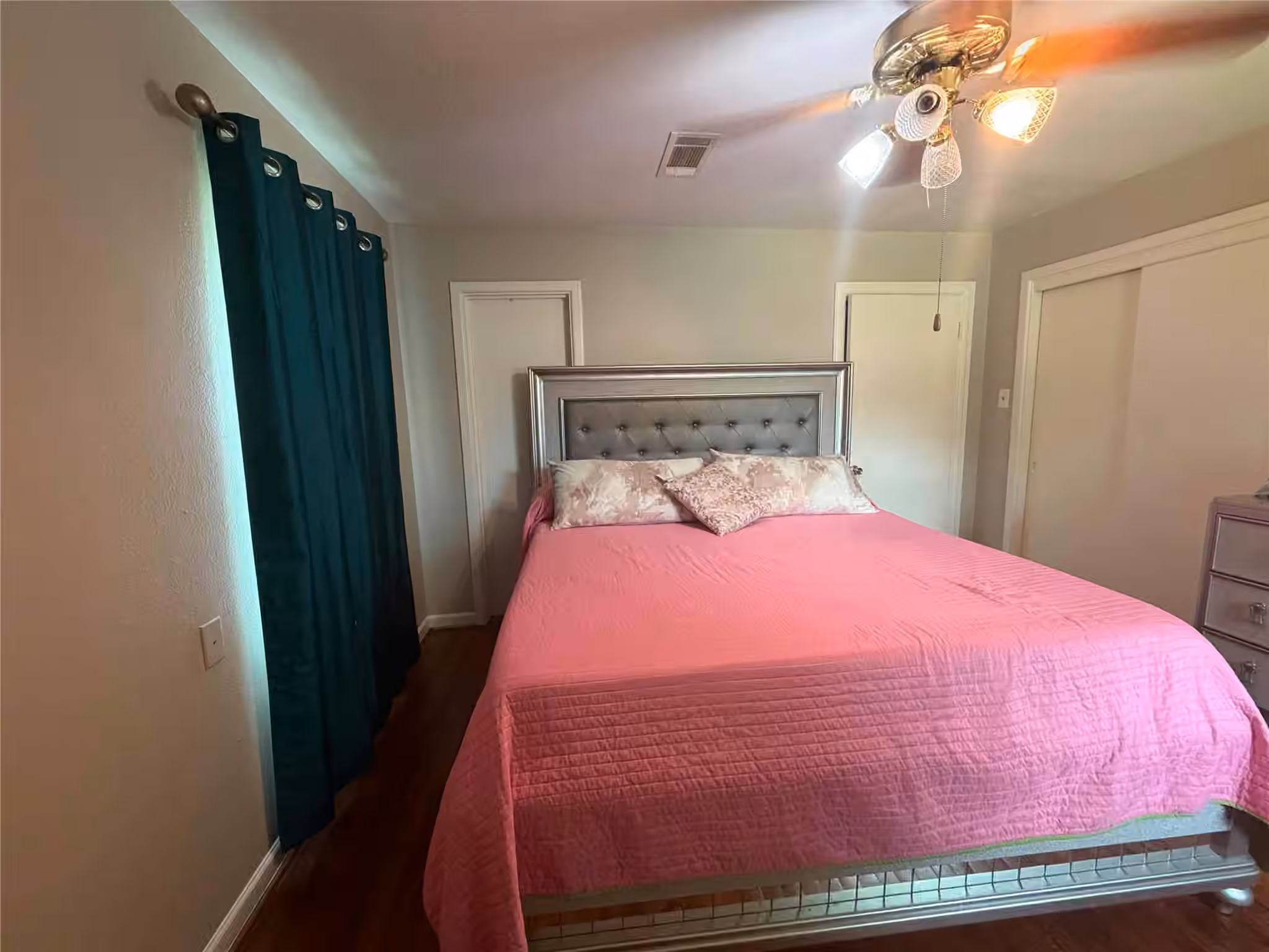 Photo 5 of 1847 Pasadena Boulevard, Pasadena, TX