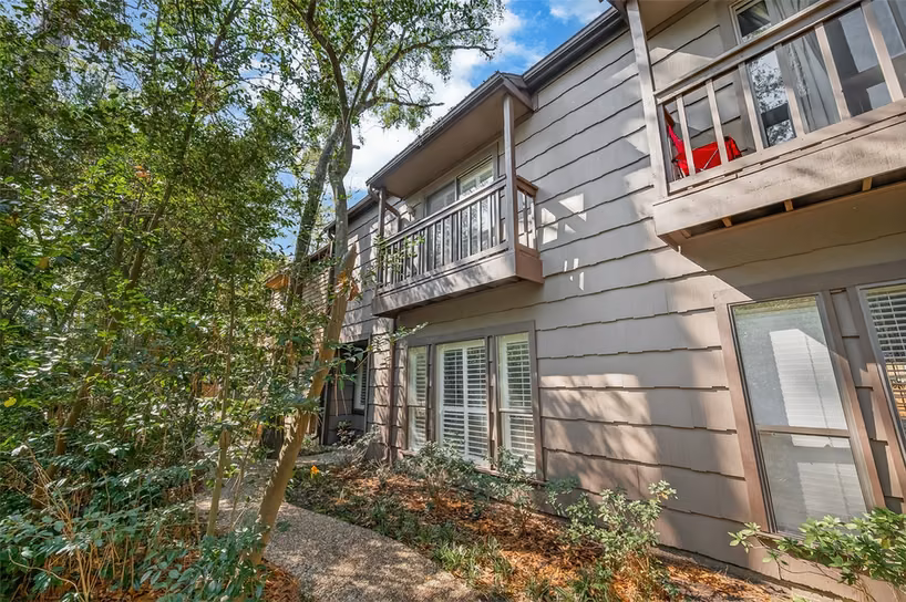 Photo 3 of 11711 Memorial Drive 17, Houston, TX