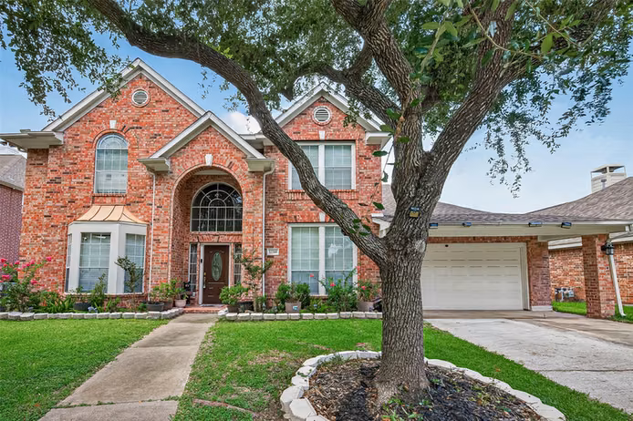 Photo 2 of 12318 Shadow Green Drive, Houston, TX