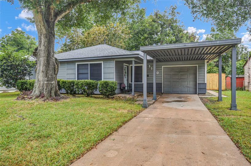 Photo of 1100 Meadowlane Street, Angleton, TX 77515