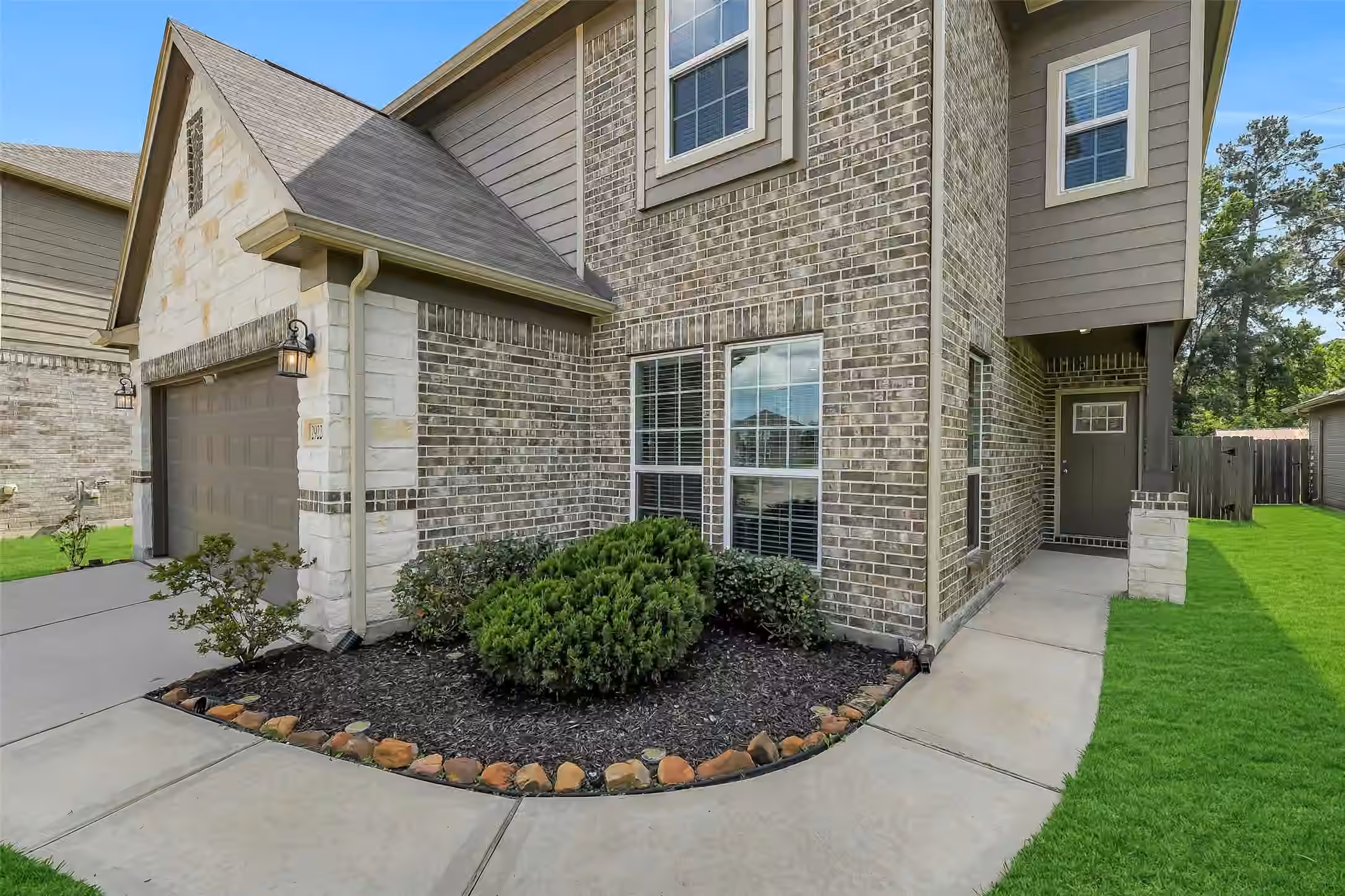 Photo 5 of 29228 Blackwood Forest Street, Spring, TX