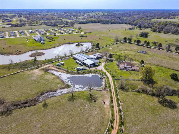 Photo 2 of 52825 Highway 290, Hempstead, TX