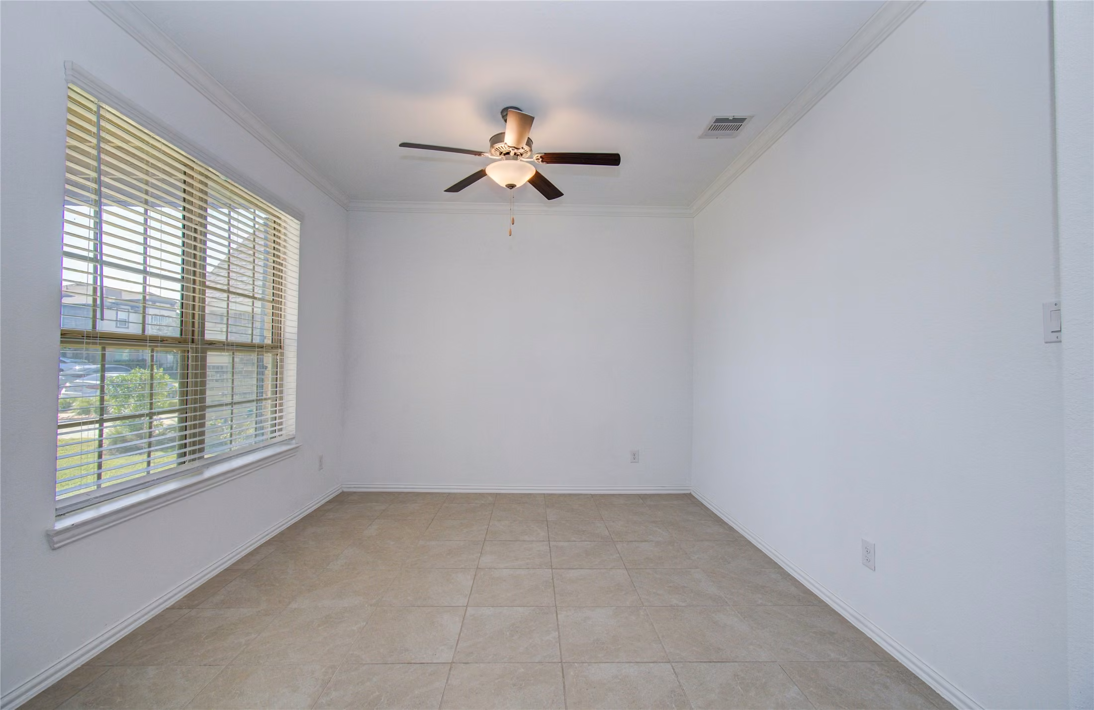 Photo 4 of 1706 Country Air Lane, Missouri City, TX