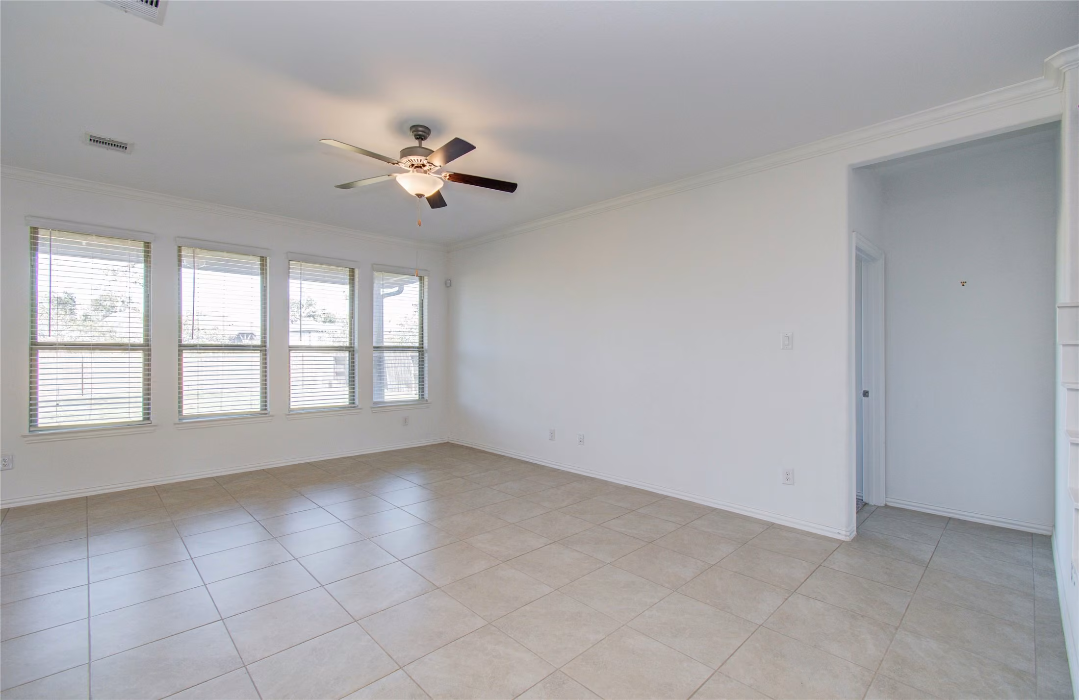 Photo 7 of 1706 Country Air Lane, Missouri City, TX