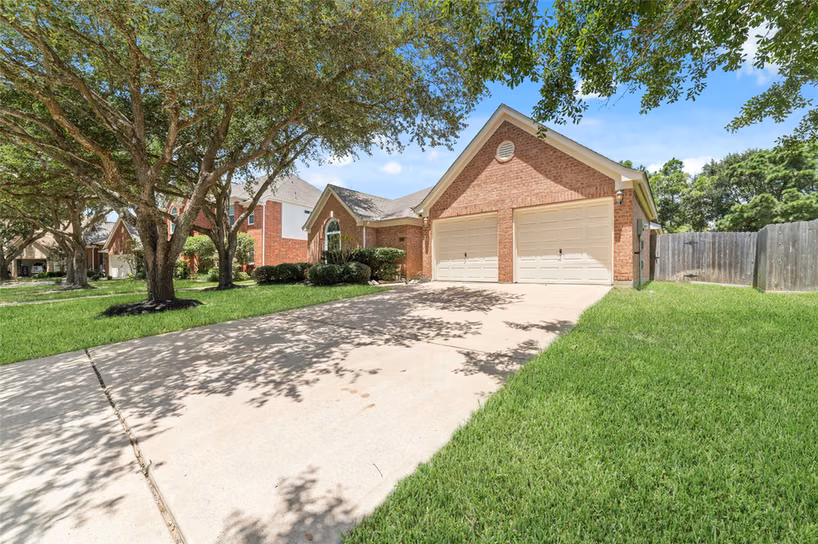 Photo 3 of 23714 Allingham Lane, Katy, TX