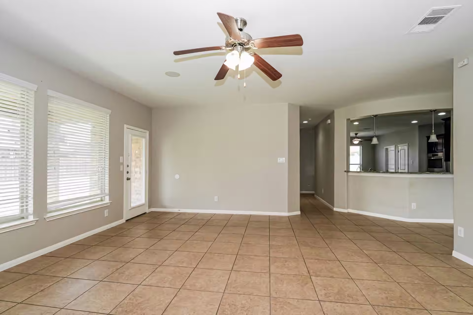 Photo 5 of 12606 Alsea Bay Court, Humble, TX