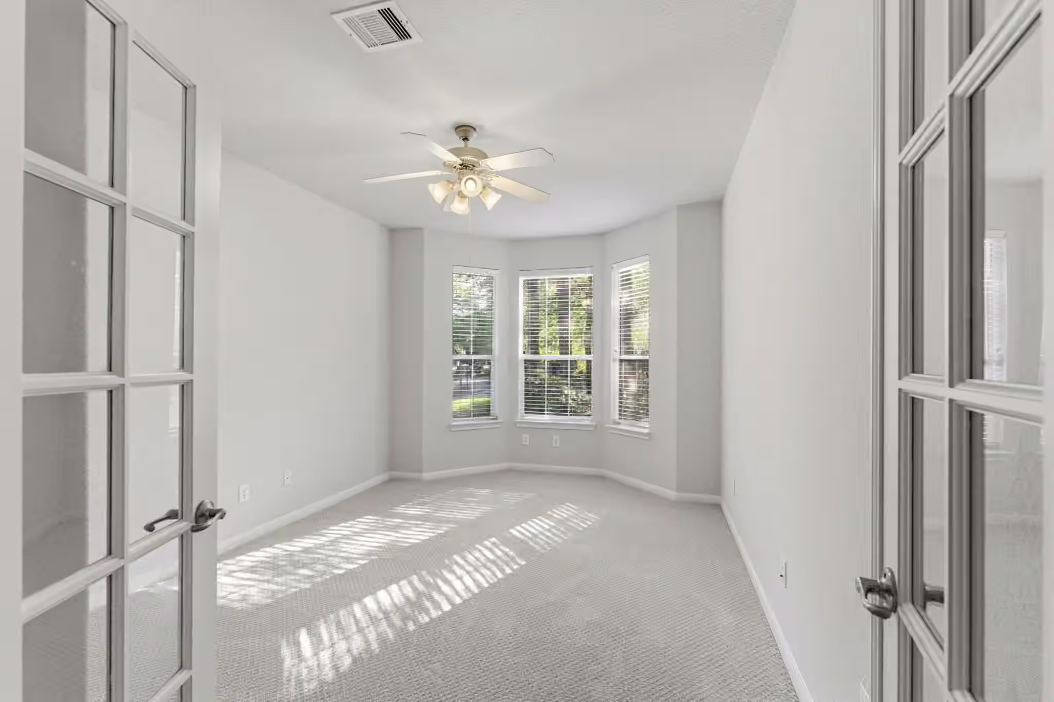 Photo 7 of 3 Bonwick Court, The Woodlands, TX