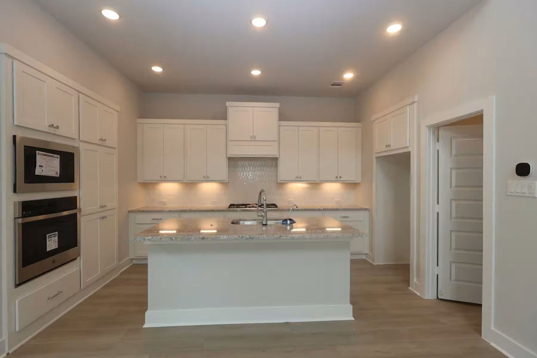 Photo 2 of 6909 Nubuck Drive, Montgomery, TX