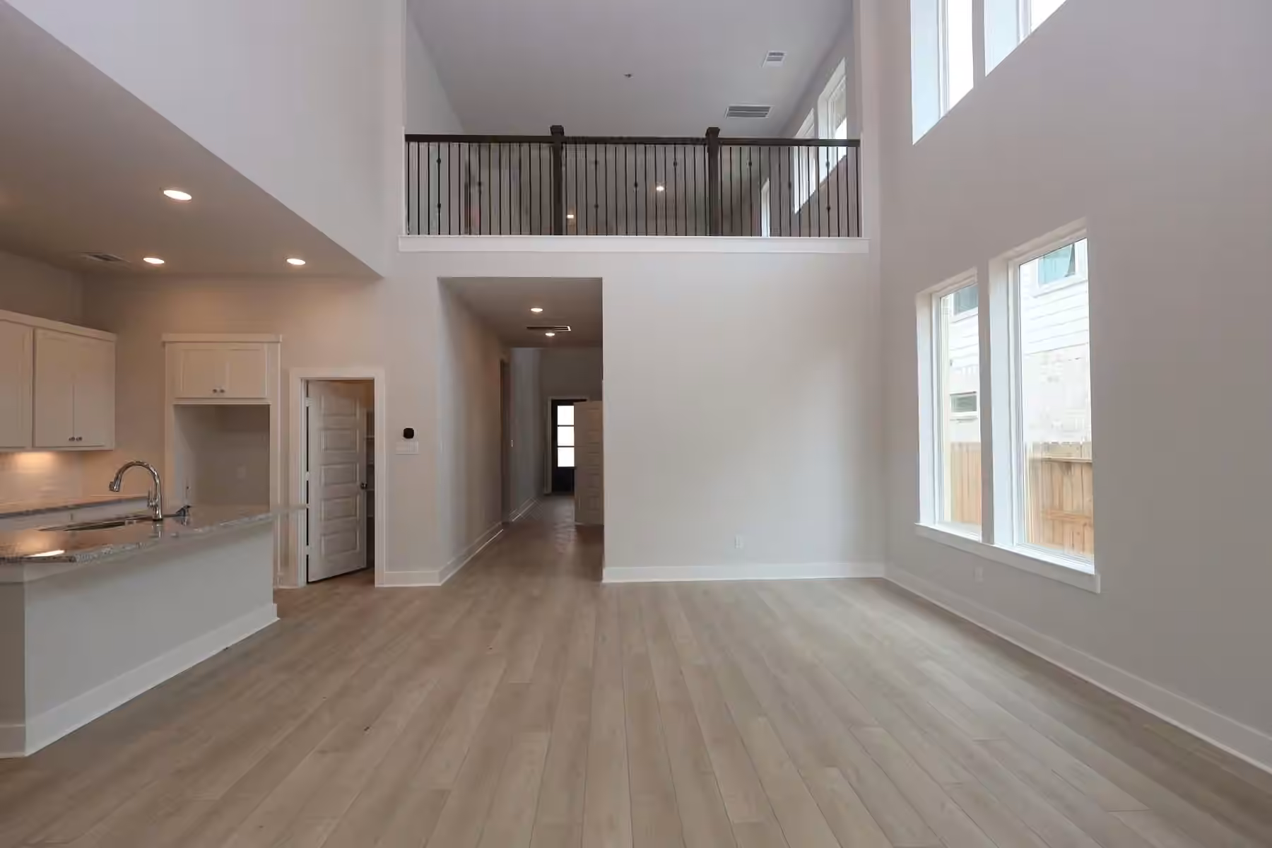 Photo 4 of 6909 Nubuck Drive, Montgomery, TX