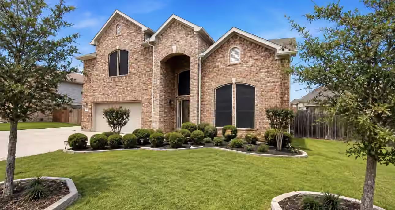 Photo of 9518 Franklin Drive, Mont Belvieu, TX 77523