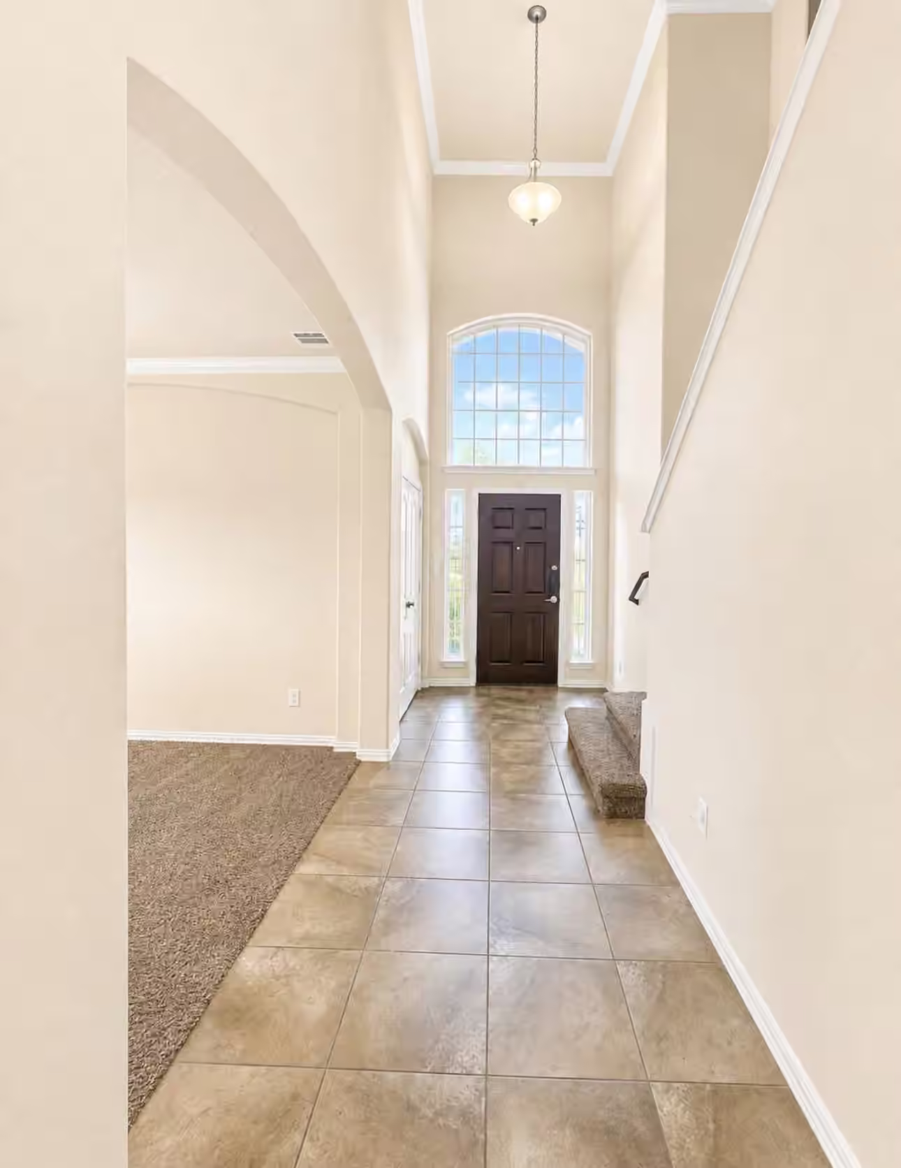 Photo 6 of 9518 Franklin Drive, Mont Belvieu, TX