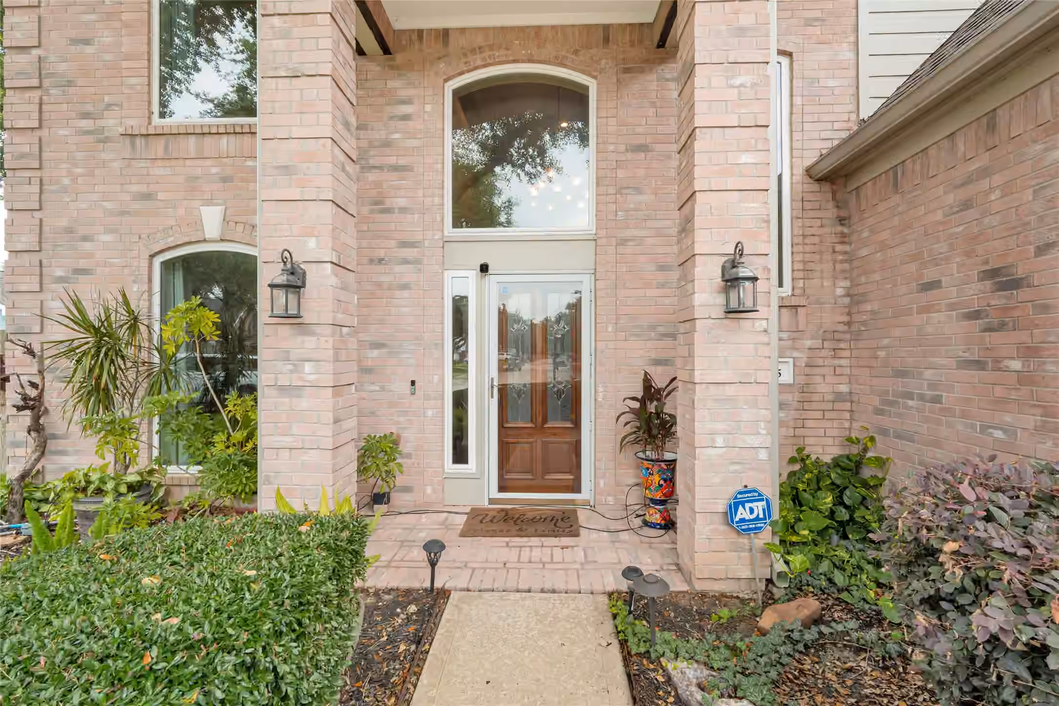 Photo 5 of 2205 W Van Trease Drive, Deer Park, TX