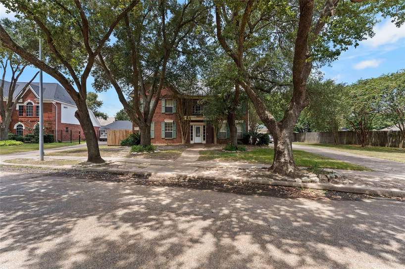 Photo of 5819 Eldridge Glen Drive, Houston, TX 77041