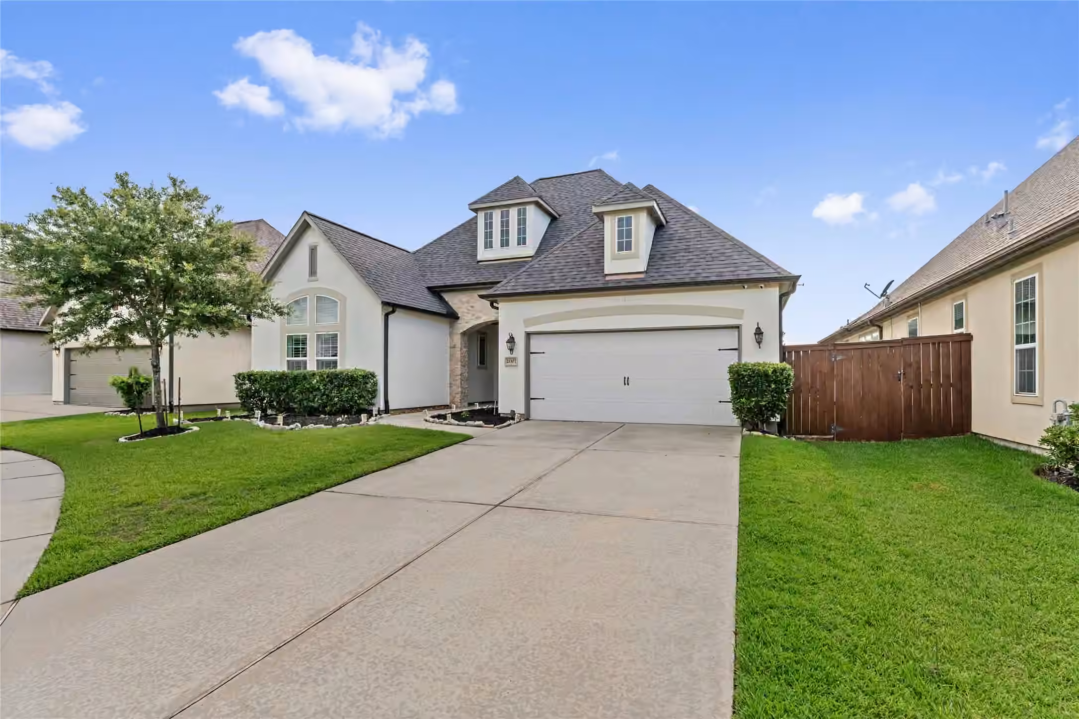 Photo 2 of 21107 Bradford Grove Drive, Spring, TX