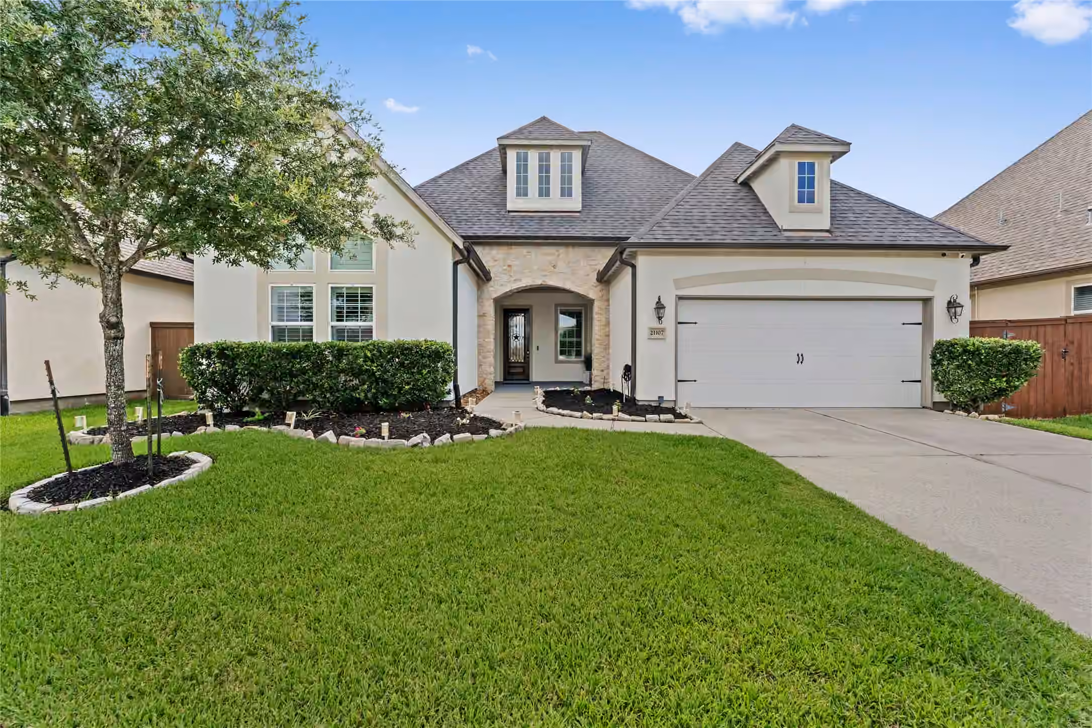 Photo 3 of 21107 Bradford Grove Drive, Spring, TX