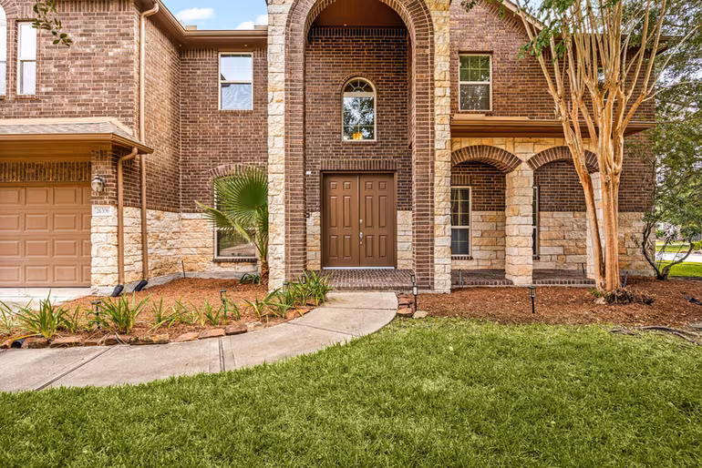 Photo 3 of 26306 Sunny Springs Lane, Cypress, TX