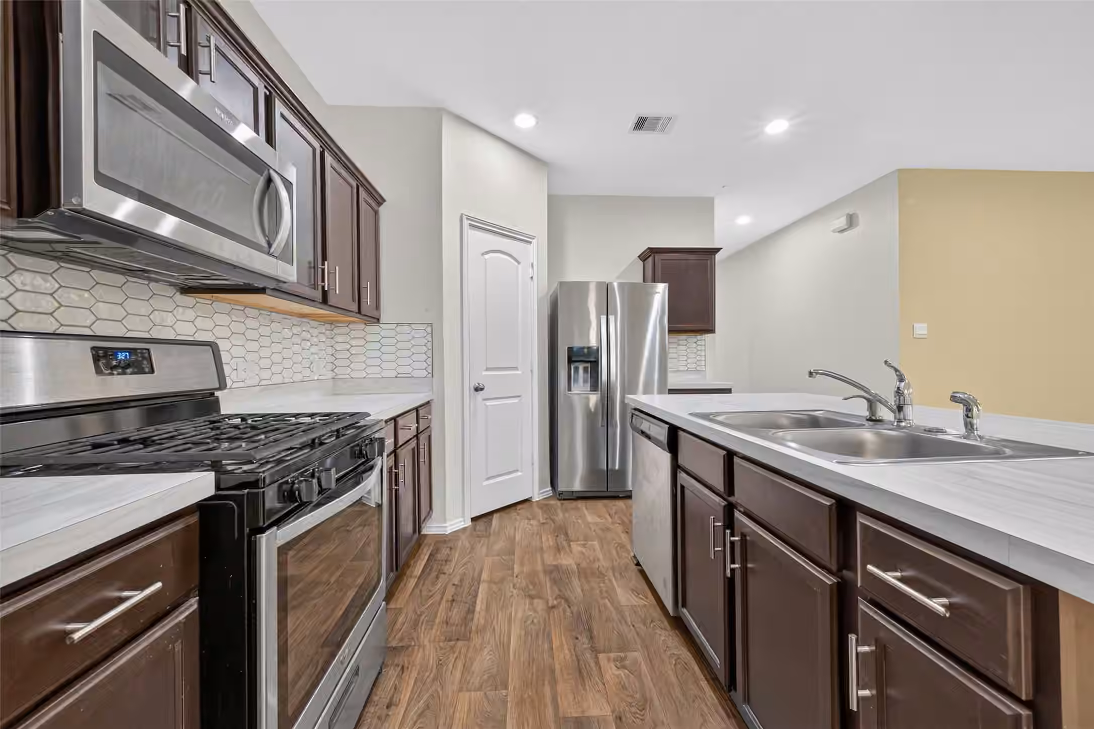 Photo 5 of 5114 Belmont Harvest Way, Katy, TX