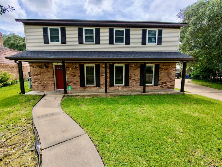 Photo of 1111 Appleford Drive, Seabrook, TX