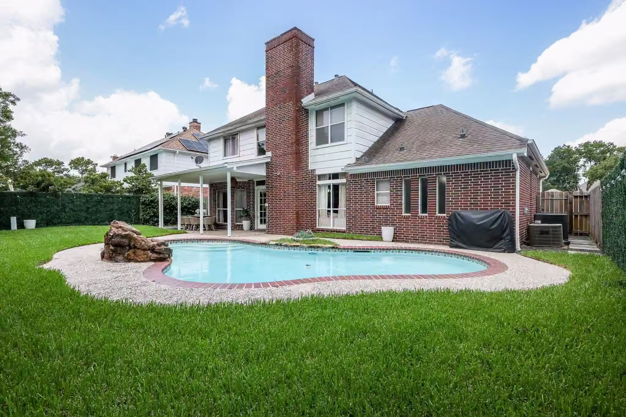 Photo of 118 Mill Trail Drive, Sugar Land, TX 77498