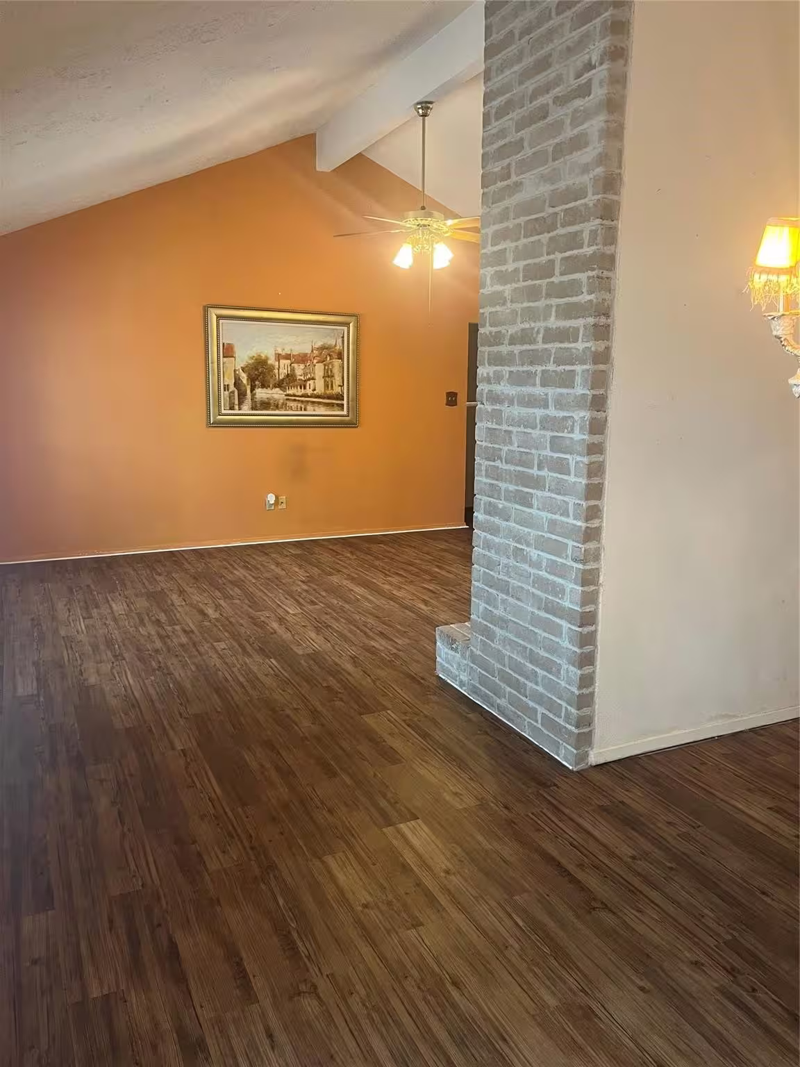 Photo 4 of 4822 Misty Shadows Drive, Houston, TX