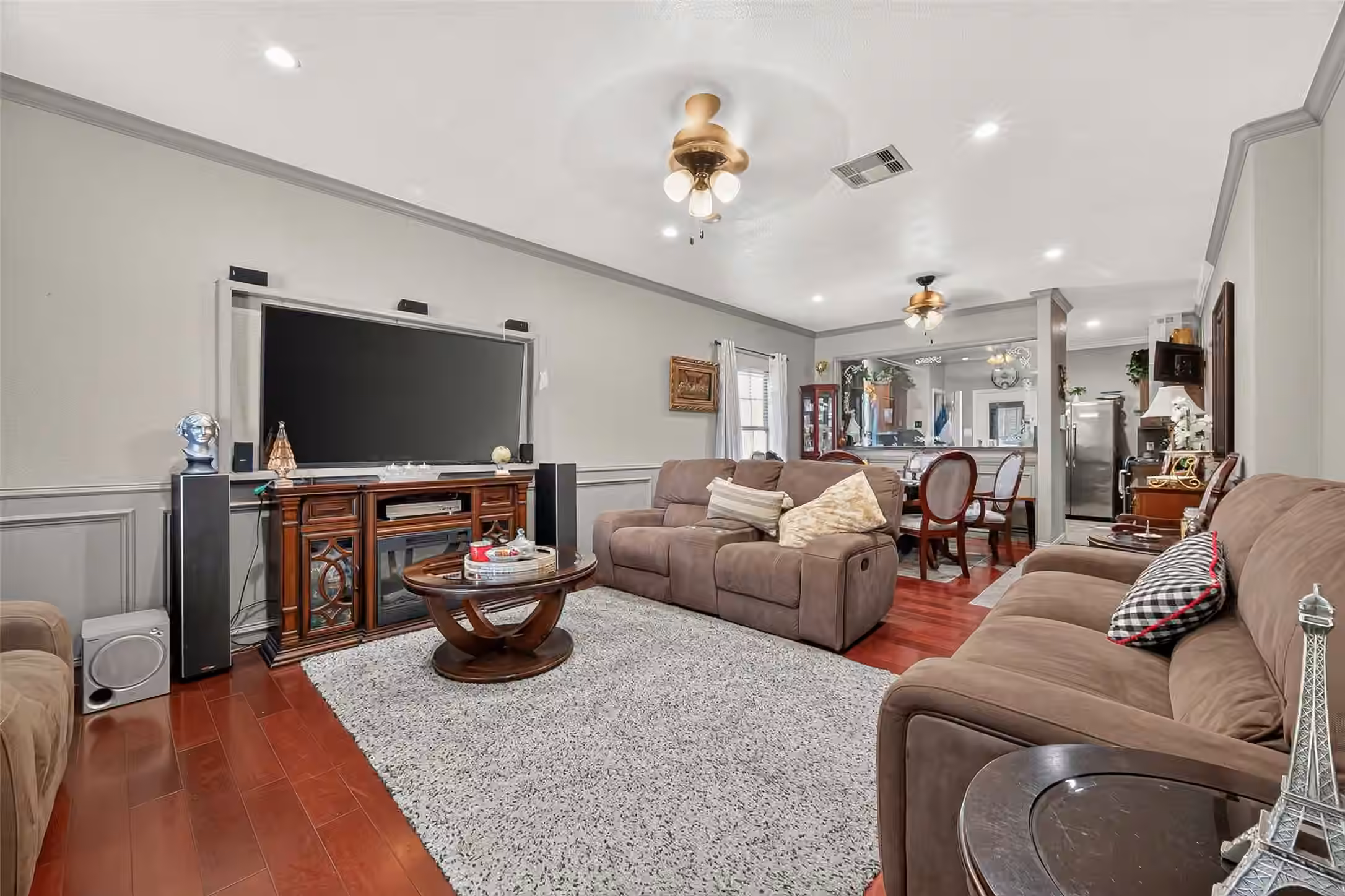 Photo 5 of 10623 Logger Pines Trail, Houston, TX