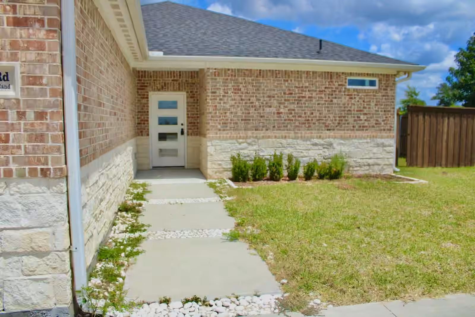 Photo 4 of 812 Road 57071, Cleveland, TX