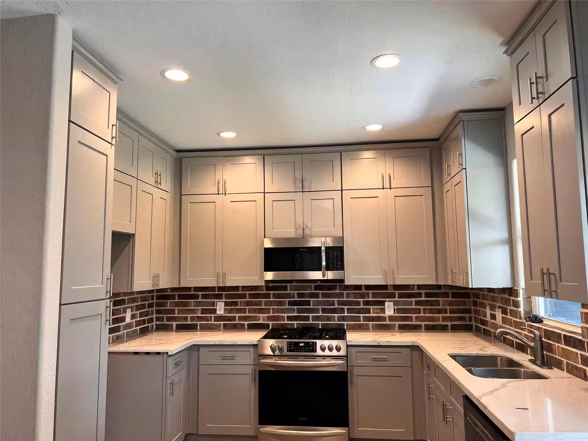 Photo 5 of 715 Seydler Street, East Bernard, TX
