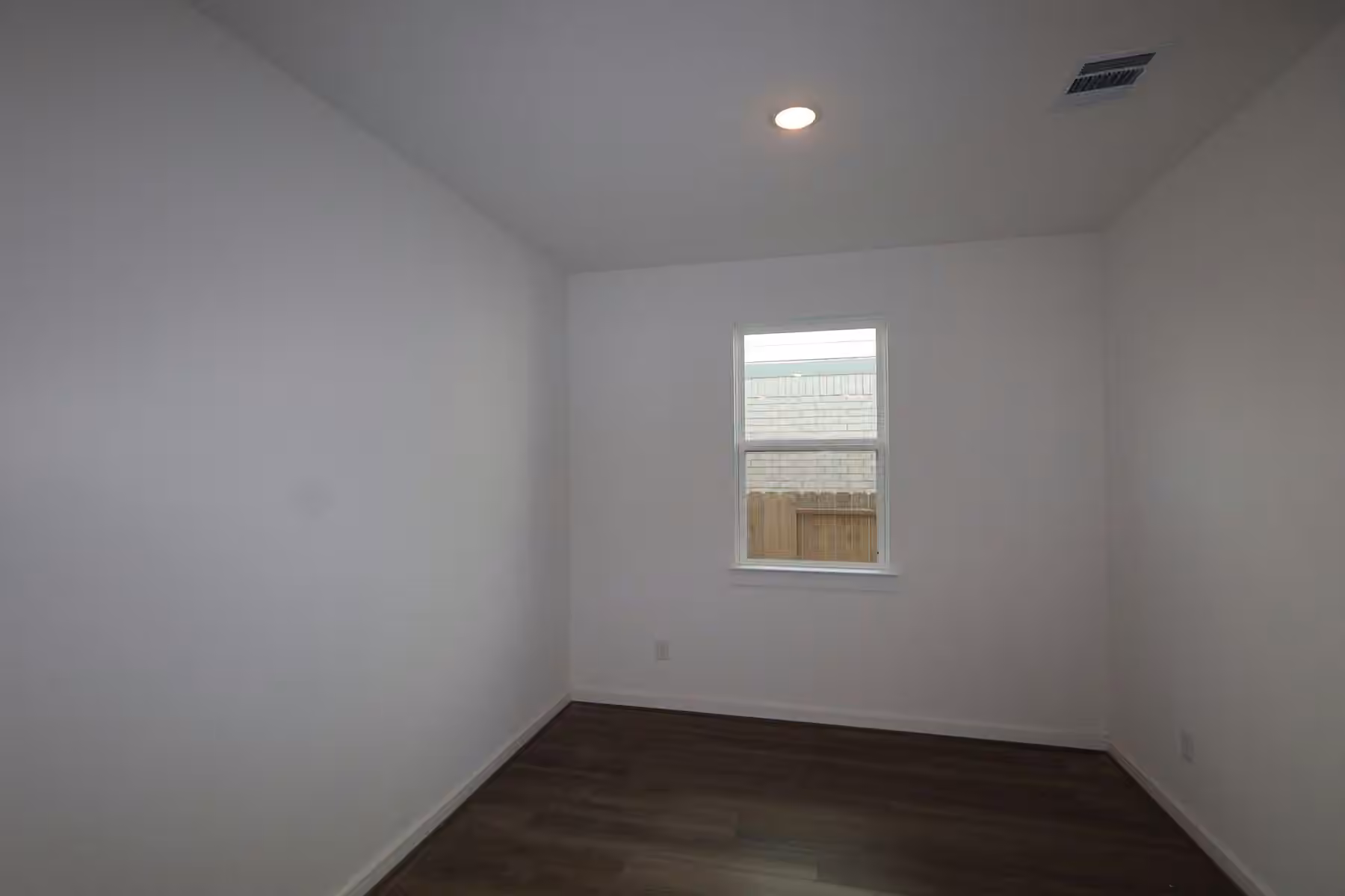 Photo 3 of 29530 Barnview Drive, Waller, TX