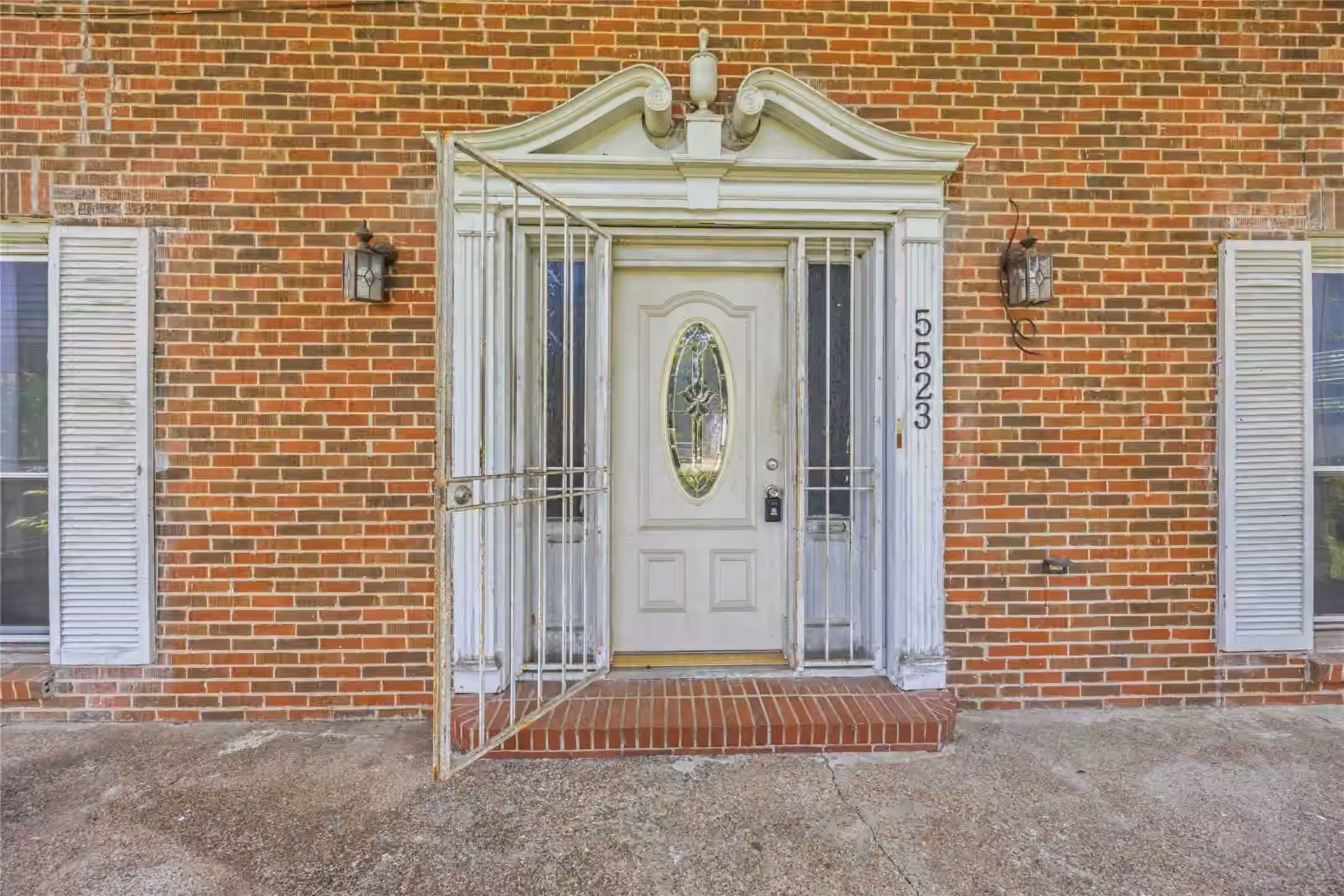 Photo 3 of 5523 Ardmore Street, Houston, TX