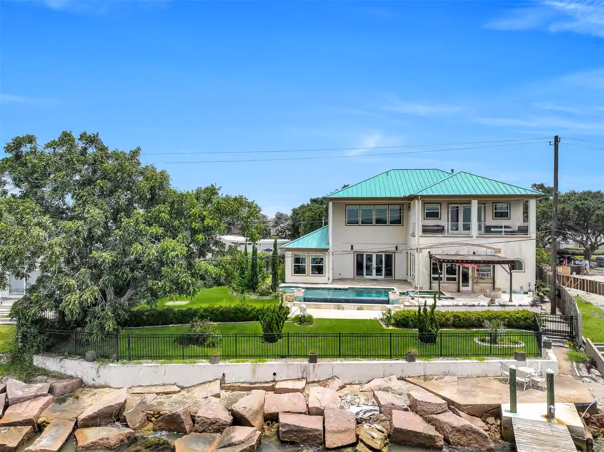 Photo 6 of 1301 Harbor View Drive, Galveston, TX