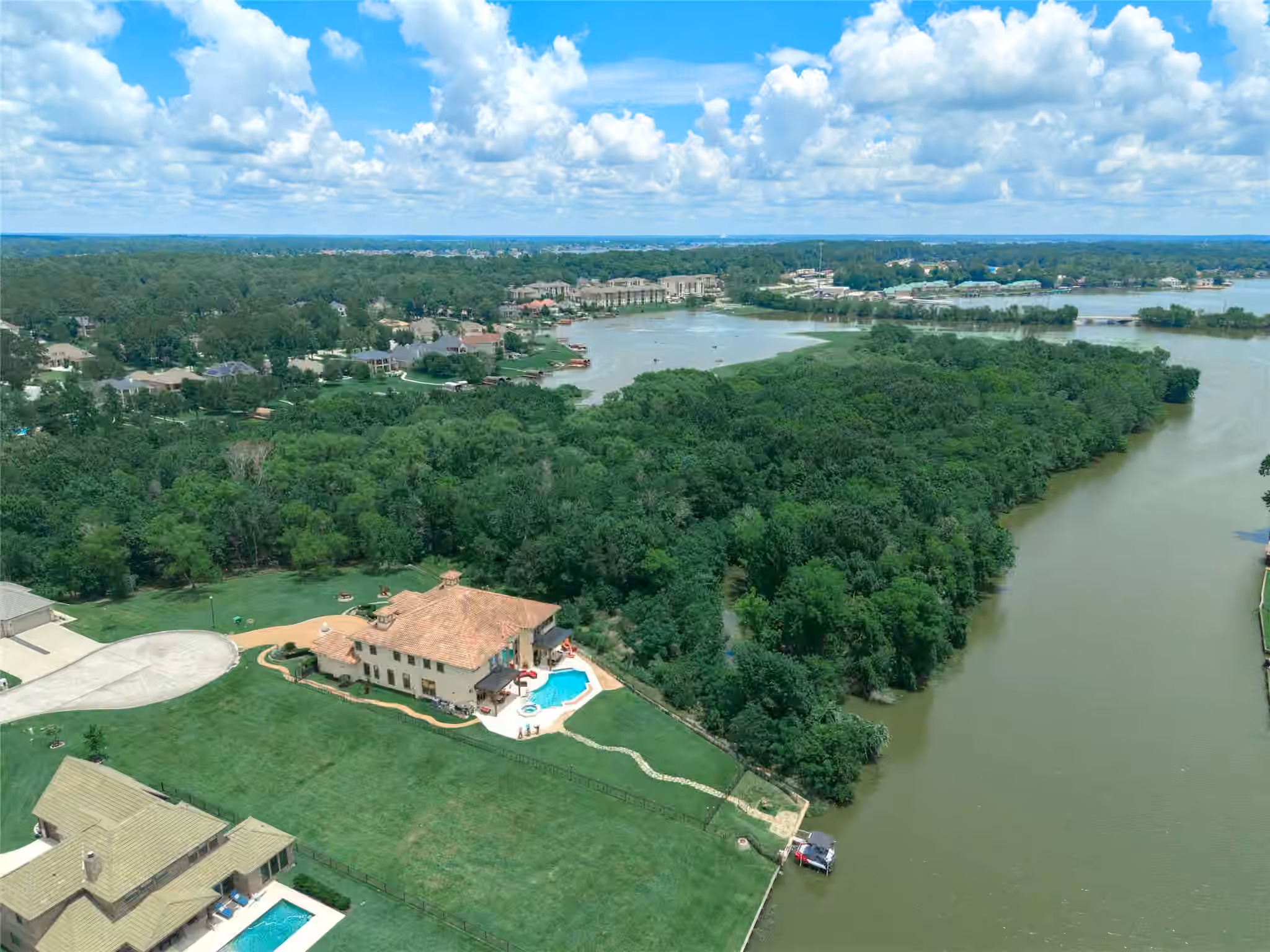 Photo 4 of 11503 Renaissance Drive, Montgomery, TX