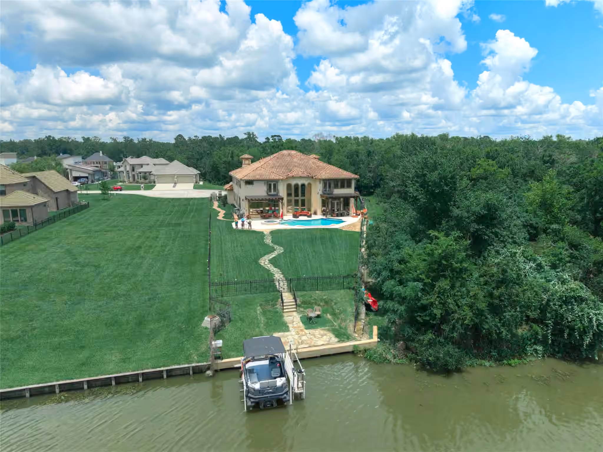 Photo 5 of 11503 Renaissance Drive, Montgomery, TX