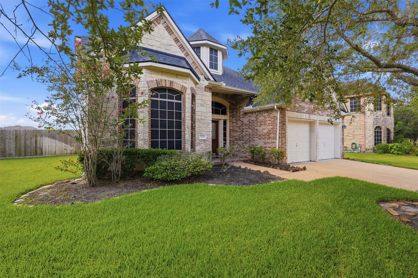 Photo 5 of 13806 Cove Landing Lane, Rosharon, TX