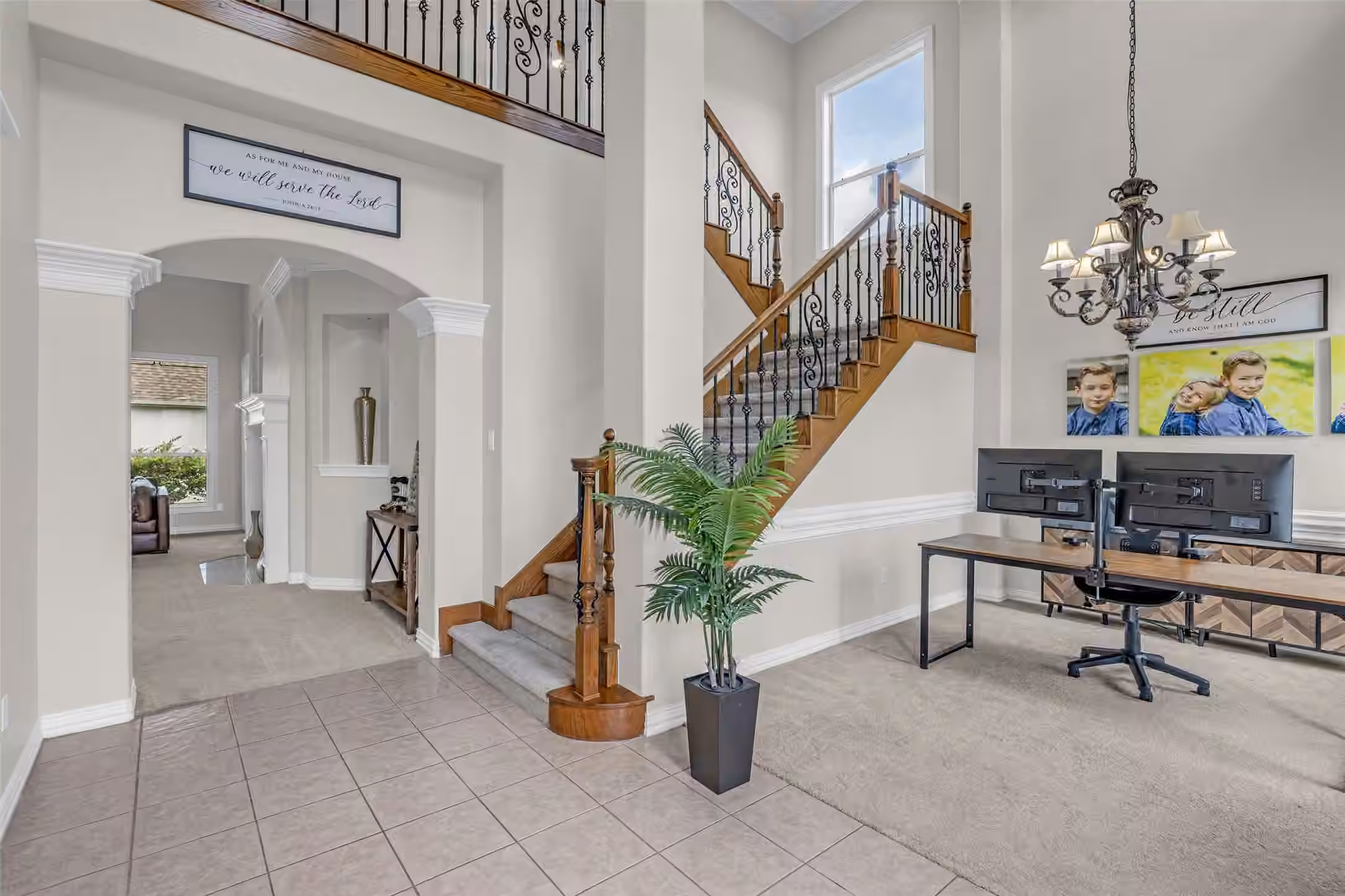 Photo 2 of 115 Hampton Glen Road, Montgomery, TX