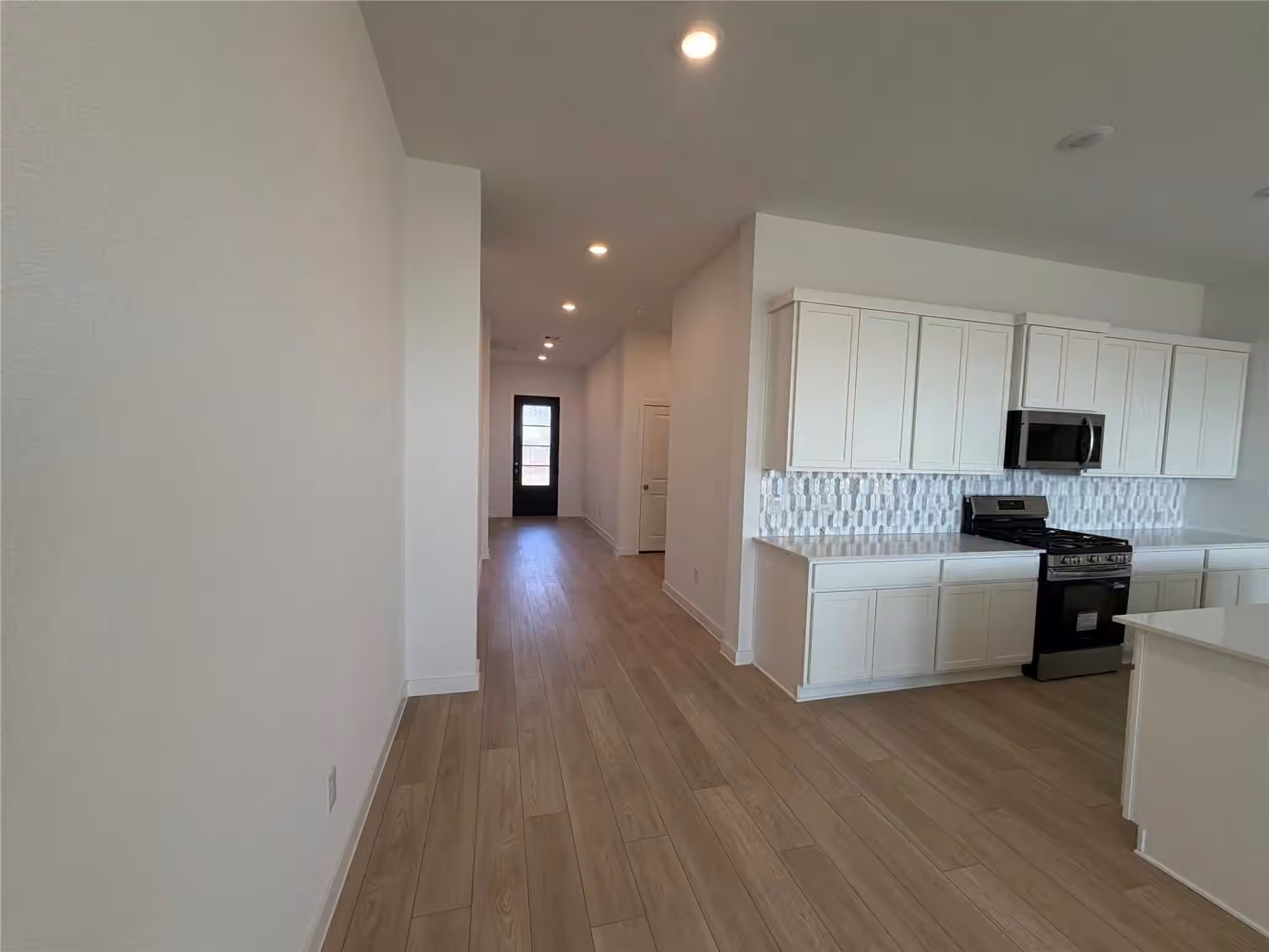 Photo 4 of 8006 Serene Meadow Lane, Richmond, TX