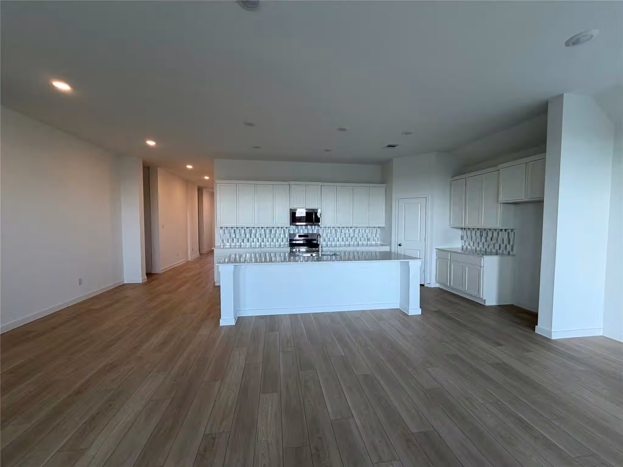Photo 7 of 8006 Serene Meadow Lane, Richmond, TX