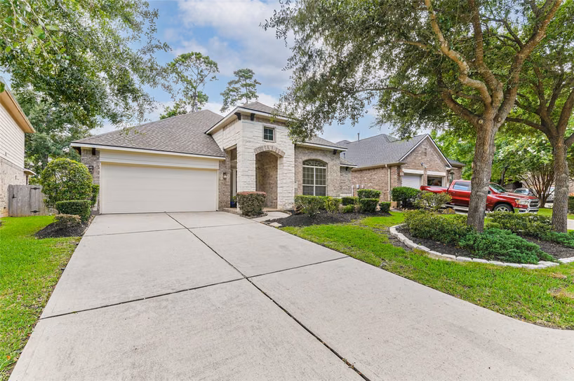 Photo of 106 Winslow Hill Place, Montgomery, TX